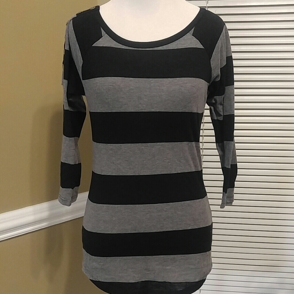 ✨Striped Blouse✨